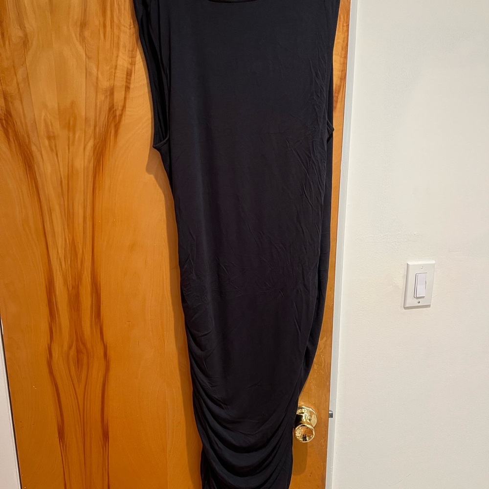 Black Dress Rushed side - Picture 3 of 4